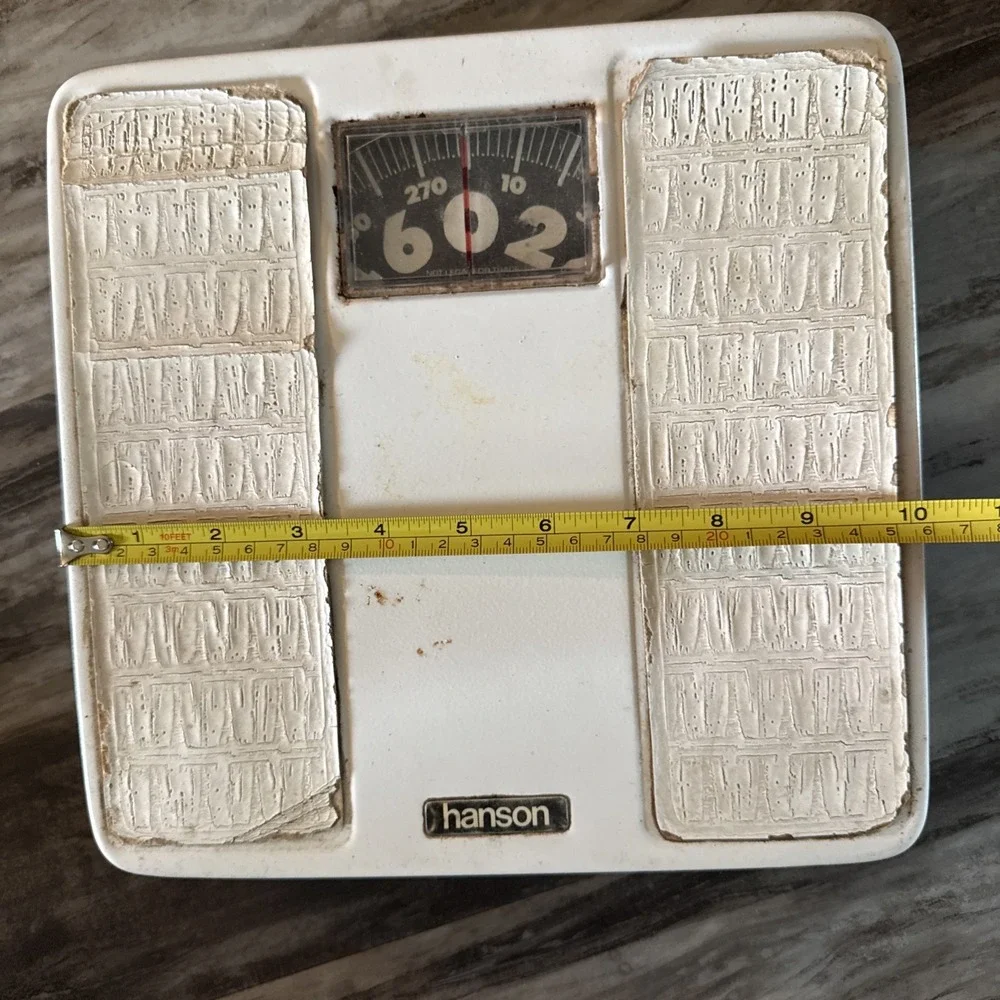 Vintage Hanson Bathroom Weight Scale White Retro Prop Wear Areas Works